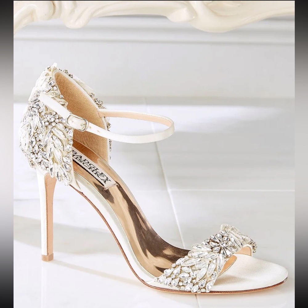 Badgley Mischka IVORY Tampa Embellished Heel Evening Shoe NEW IN BOX